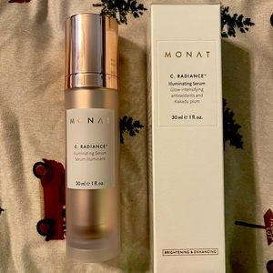 Monat C. Radiance illuminating serum